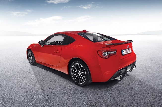 Toyota GT86 2017: Estética renovada y ajustes en el chasis, manteniendo la potencia