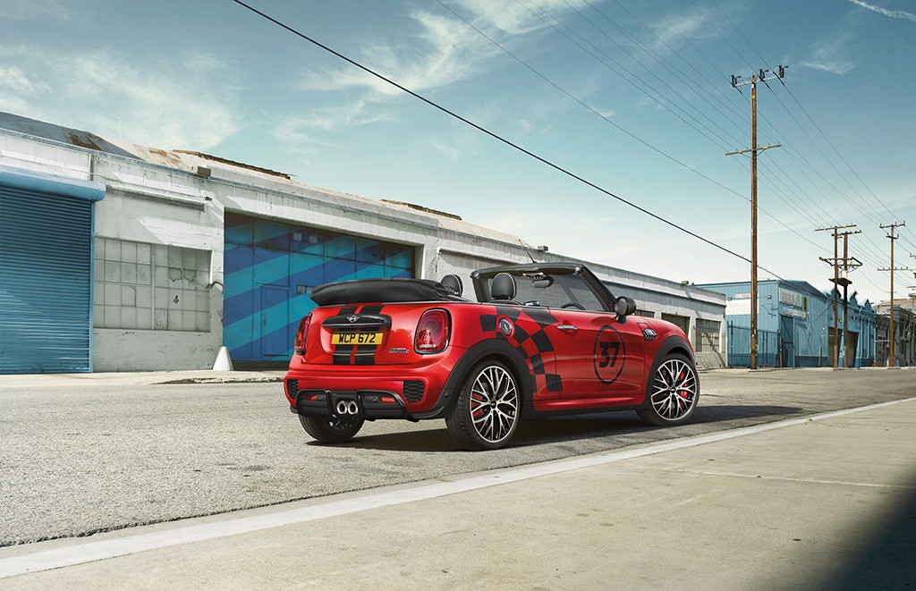 Así es el catálogo de accesorios del MINI John Cooper Works 3