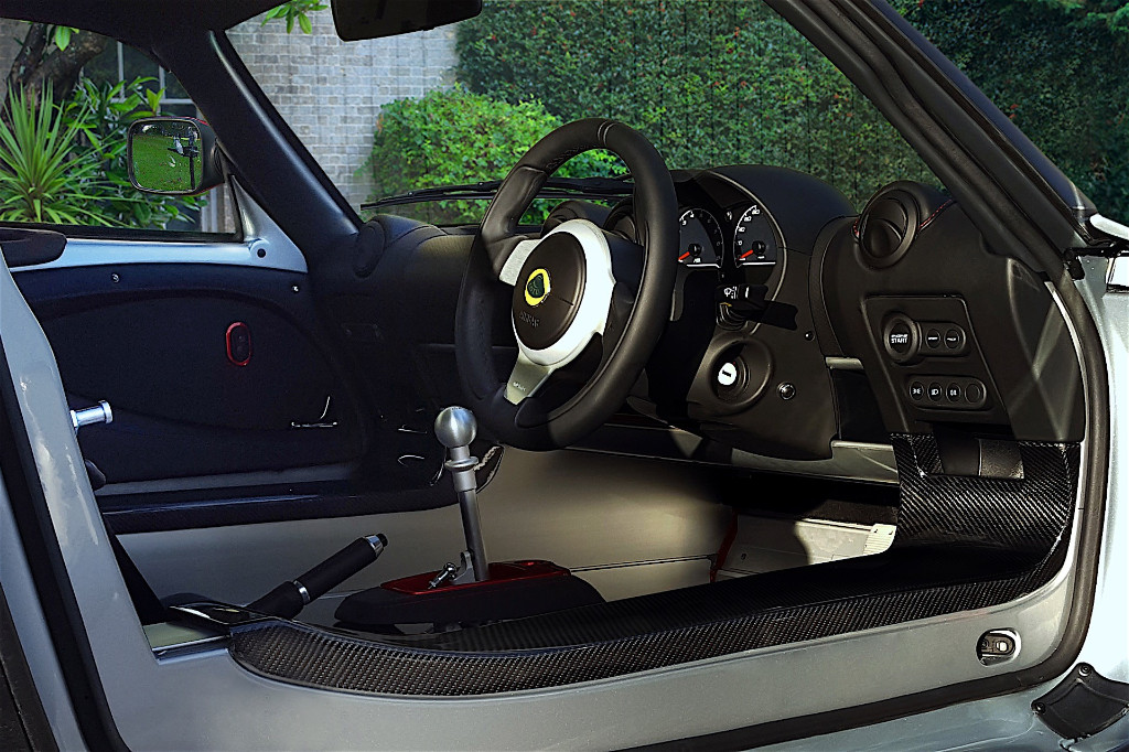 Así es el Lotus Exige más rápido de calle: Sport 380, con fibra de carbono por doquier 7