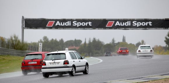 Así ha sido el 40º anivesario del Golf GTI en el Jarama: 1.500 unidades y 6.500 aficionados