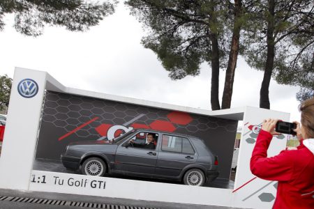 Así ha sido el 40º anivesario del Golf GTI en el Jarama: 1.500 unidades y 6.500 aficionados