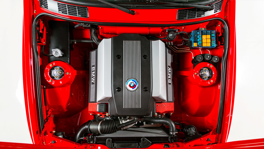 Este BMW M3 E30 V8 Shooting Brake es el coche de empresa perfecto y está en el SEMA Show