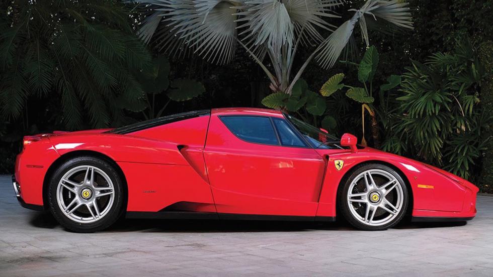 Este Ferrari Enzo tiene menos de 6.000 km, es de Tommy Hilfiger y va a salir a subasta