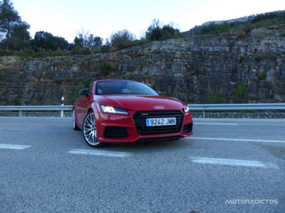 Prueba Audi TT Roadster 2.0 TFSI quattro S Tronic 230 CV: Será difícil que no te arranque una sonrisa...