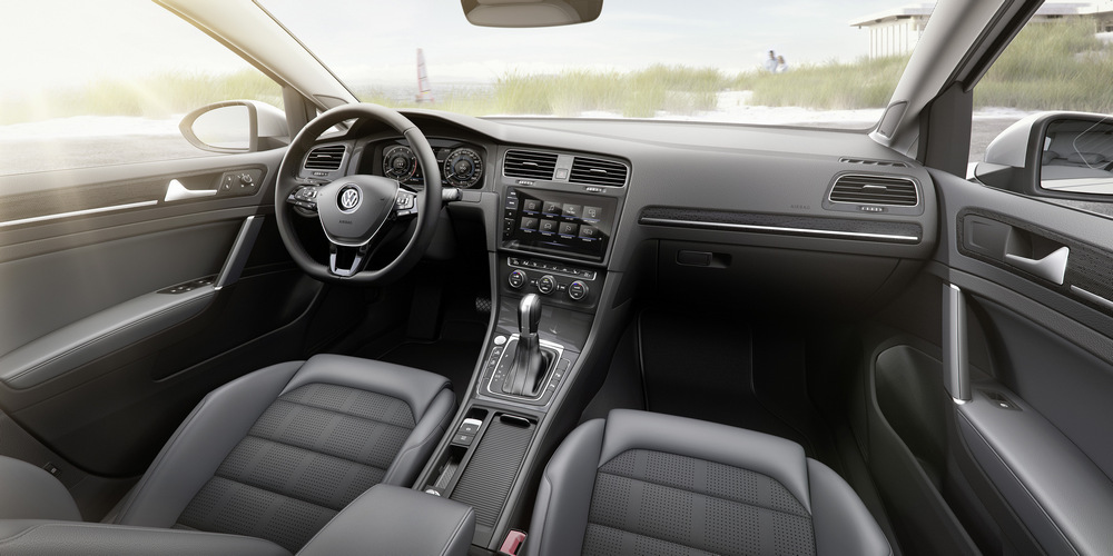 volkswagen-golf-variant-2017-5