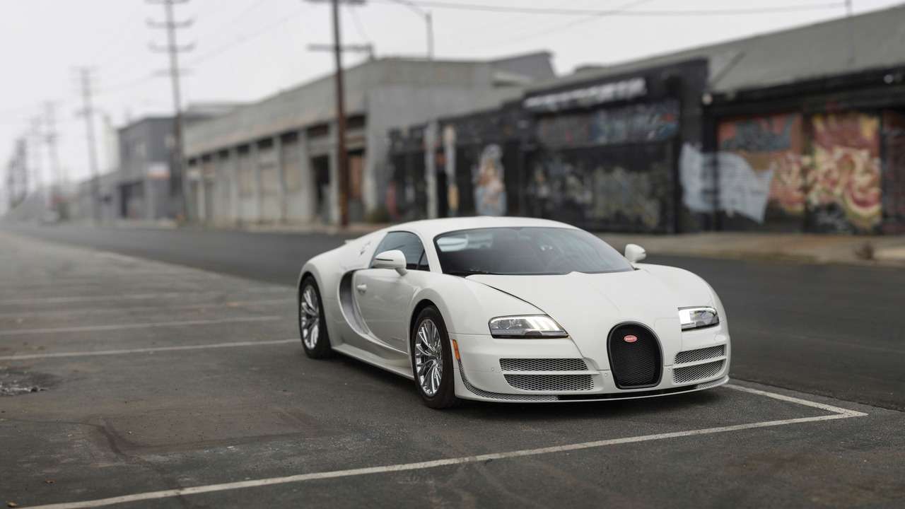 A la venta el último Bugatti Veyron fabricado, y además Super Sport