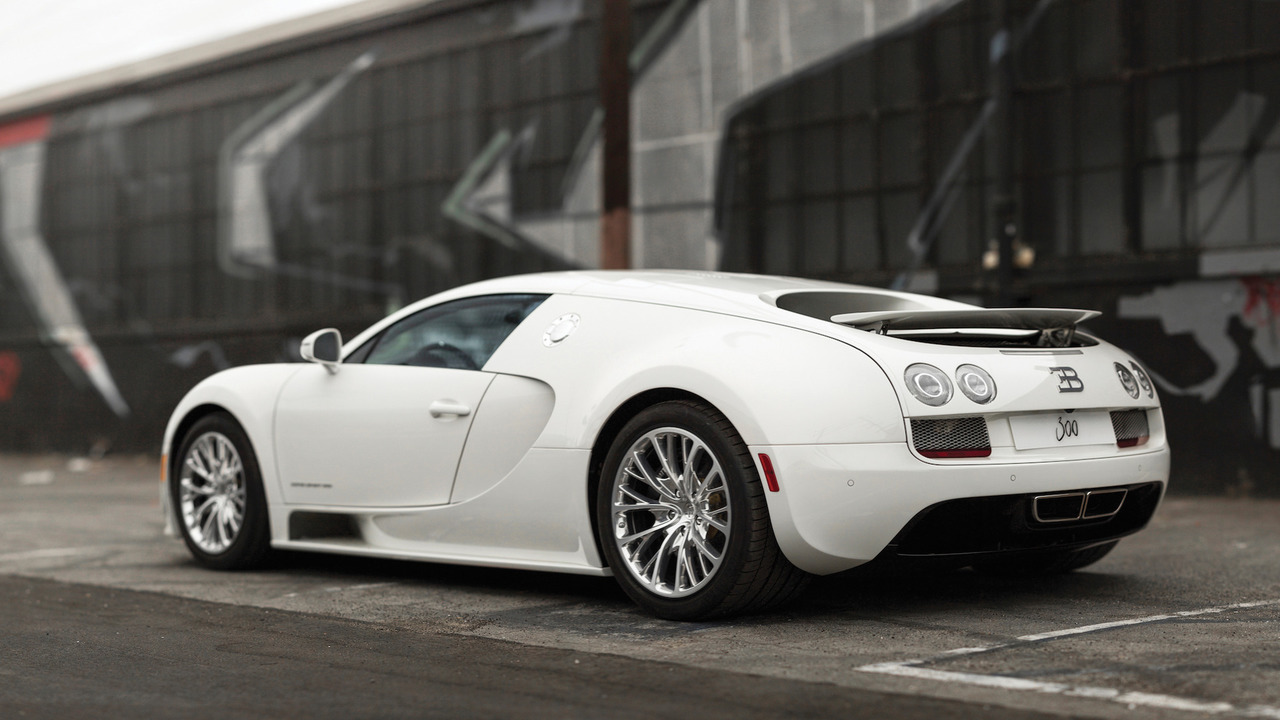 A la venta el último Bugatti Veyron fabricado, y además Super Sport