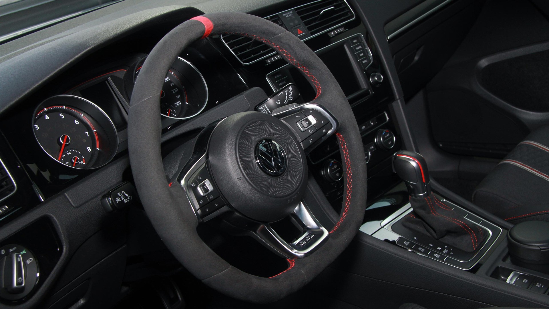 B&B Automobiltechnik Volkswagen Golf GTI Clubsport S: ¡473 CV y 620 Nm de par!