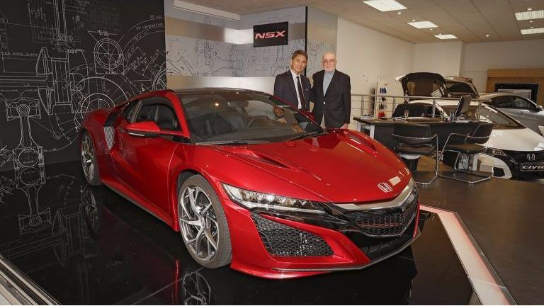 El primer Honda NSX aterriza en Europa y lo hace en manos muy especiales