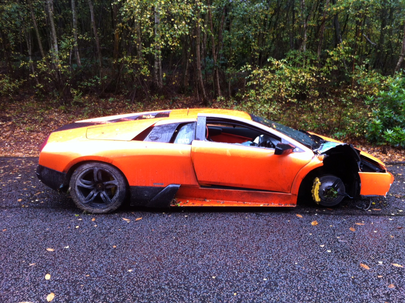 ¿Estamos ante el Lamborghini Murcielago con más kilómetros del mundo? Casi 500.000...