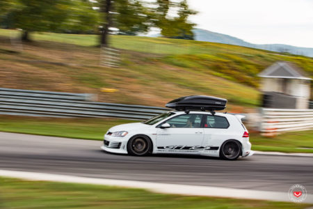 Este Volkswagen Golf bautizado como GTI RS es posiblemente uno de los GTI más brutos del mundo