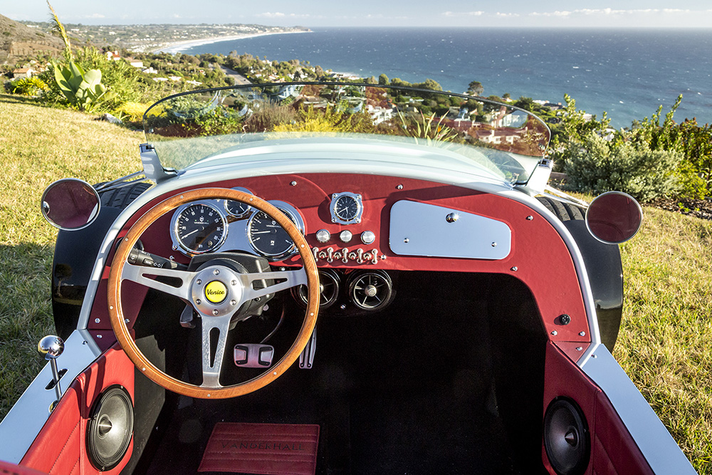 Vanderhall Venice Roadster: El roadster de tres ruedas con un peso de tan sólo 623 kilogramos