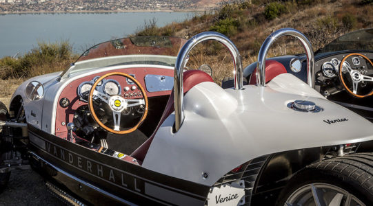 Vanderhall Venice Roadster: El roadster de tres ruedas con un peso de tan sólo 623 kilogramos