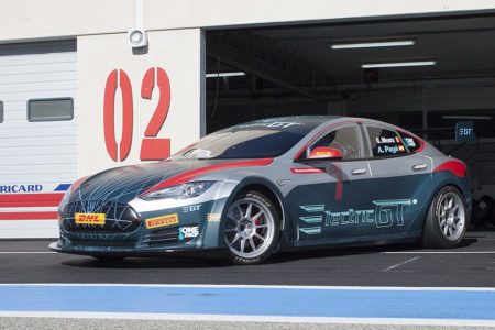 Así es el Tesla Model S para el Electric GT Championship: 500 kg menos y 0-100 km/h en 2,1 segundos