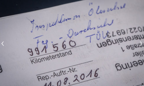 ¿Cuánto cuesta el mantenimiento de un Mercedes Clase E de 1992 tras un millón de kilómetros? A su propietario, 57.000 euros