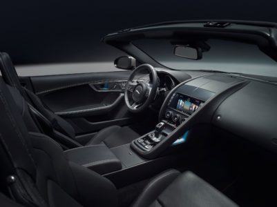 Jaguar F-Type 2017: Pequeños cambios estéticos, compatibilidad con GoPro y una nueva versión F-Type 400 Sport