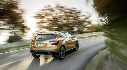 Mercedes-AMG GLA 2017: El SUV renueva su cara para seguir afianzando su éxito