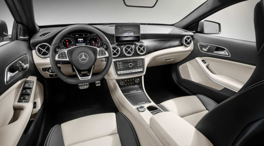 Mercedes-AMG GLA 2017: El SUV renueva su cara para seguir afianzando su éxito
