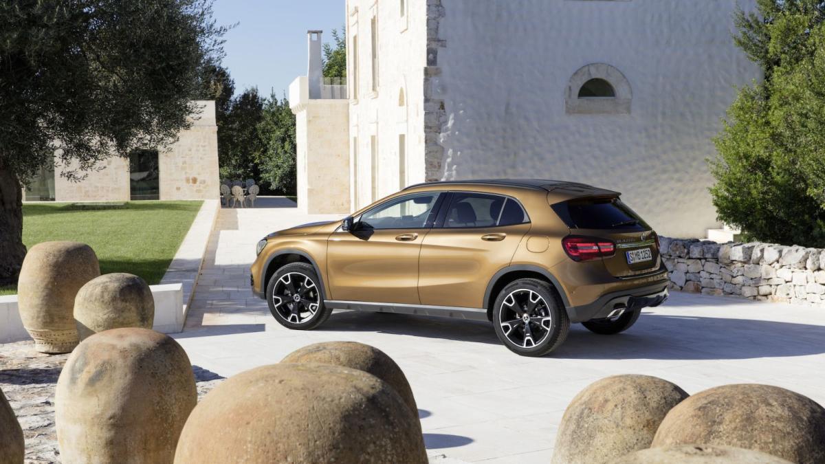 Mercedes GLA 2017: La gama renovada parte de los 31.050 euros