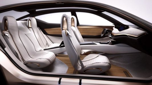 Nissan Vmotion 2.0 Concept: Así ve Nissan los sedanes del futuro