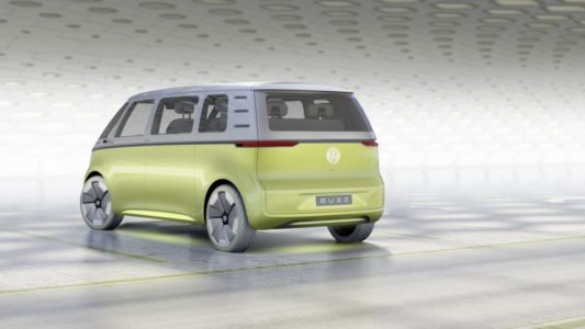 Volkswagen I.D. Buzz Concept: La Kombi más hippie, con 600 kilómetros de autonomía... de origen eléctrico