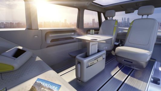 Volkswagen I.D. Buzz Concept: La Kombi más hippie, con 600 kilómetros de autonomía... de origen eléctrico