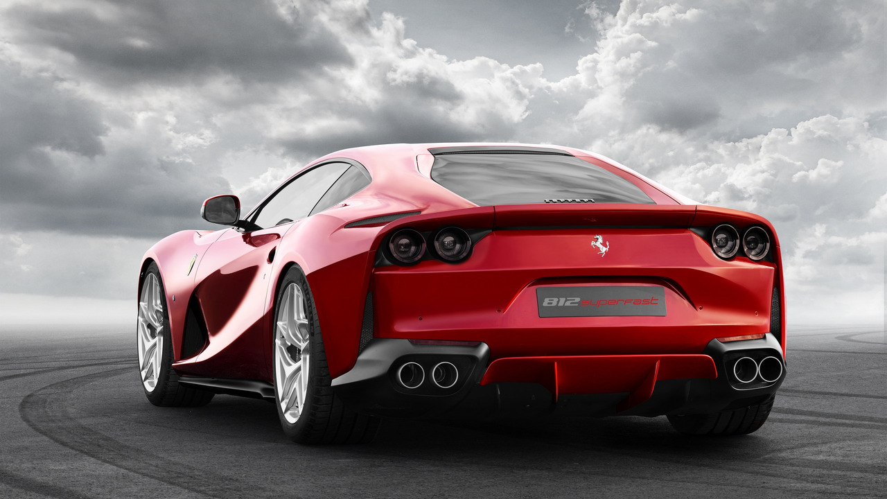 Ferrari 812 Superfast, llega el sucesor del F12 Berlinetta y aterriza con 800 caballos