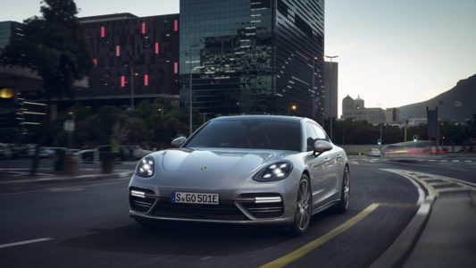 Porsche Panamera Turbo S E-Hybrid: La berlina híbrida que alcanza los 310 km/h