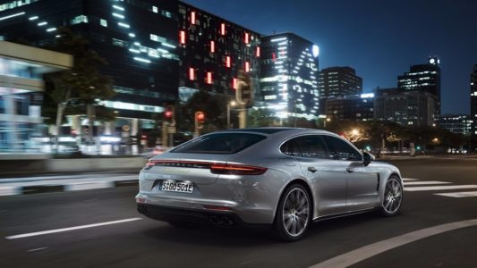 Porsche Panamera Turbo S E-Hybrid: La berlina híbrida que alcanza los 310 km/h