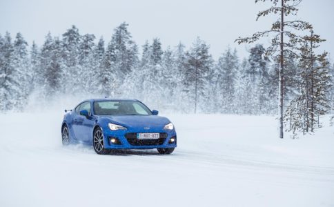 Subaru BRZ 2017: Retoques quirúrgicos y mecánicos para el coupé de propulsión trasera