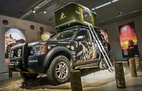 Este Land Rover ha dado la vuelta al mundo... y ahora puede ser tuyo por 24.000 euros