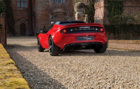 Lotus Elise 2017: ¡Más ligero que nunca, por debajo de los 800 kg en la variante Sprint!