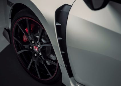 ¡Oficial! El nuevo Honda Civic Type R llega con un motor 2.0 VTEC Turbo y 320 CV