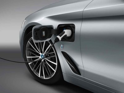 BMW 530e iPerformance: El quinto integrante de la familia BMW iPerformance, híbrido enchufable de 252 CV