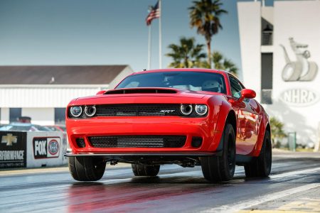 Dodge Challenger SRT Demon: 852 CV y un 0-96 km/h en 2,3 segundos, hacer Drag es posible con un coche de serie