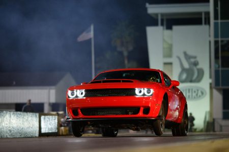 Dodge Challenger SRT Demon: 852 CV y un 0-96 km/h en 2,3 segundos, hacer Drag es posible con un coche de serie