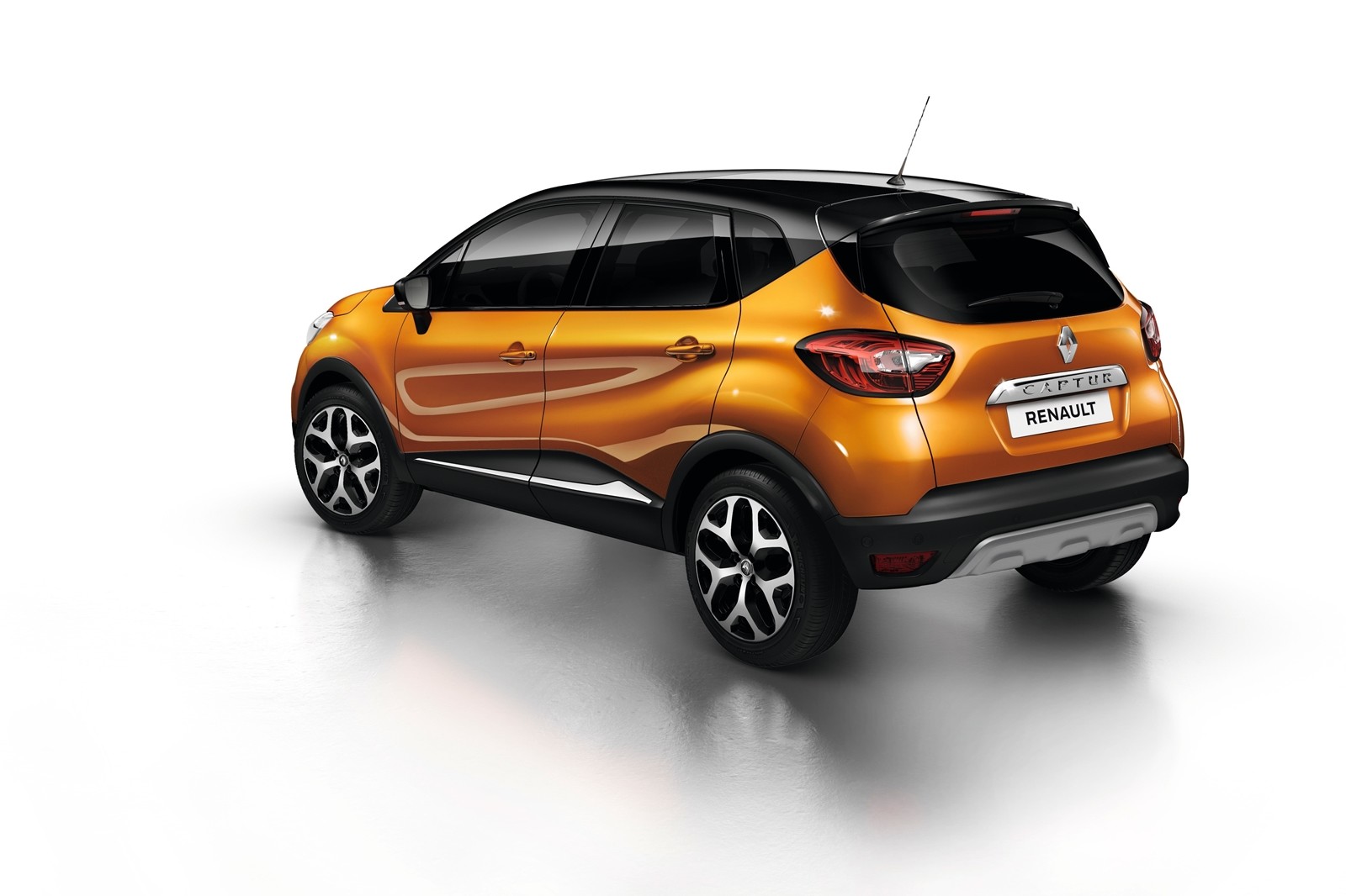 El Renault Captur 2017 ya tiene precios en España: A partir de 15.650 euros...