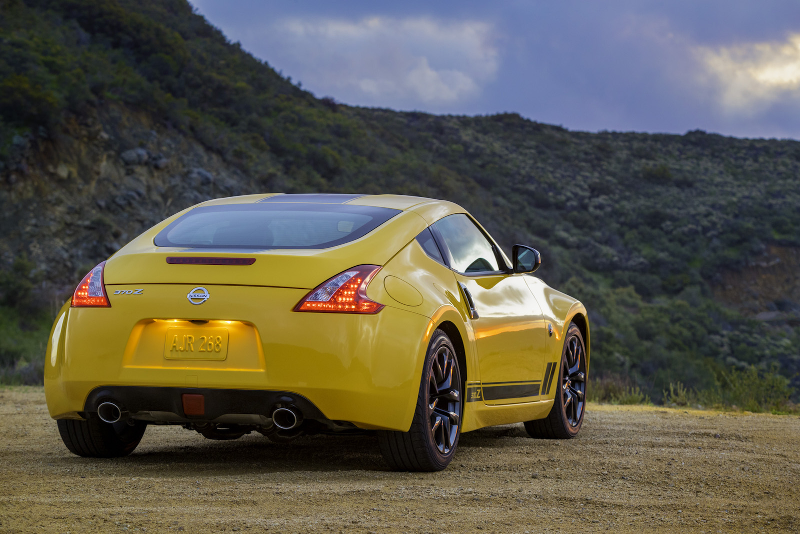 ¡El Z nipón está de cumpleaños! Para celebrarlo, lanzan el Nissan 370Z Heritage Edition en EEUU