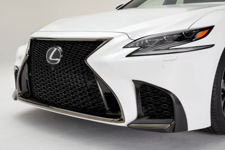 Lexus LS 500 F Sport: La berlina de alta gama japonesa se decanta por un V6 biturbo de 3.5 litros y 421 caballos