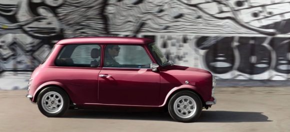 MINI Remastered: ¿Te gastarías 60.000 euros en uno clásico y restaurado con equipamiento actual?