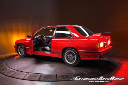 Ni vendiendo un riñón podrás pagar este BMW M3 Sport Evolution de 1990 con 119 kilómetros recorridos