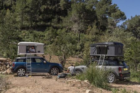 Acampar en la montaña con tu MINI Countryman nunca había estado tan fácil