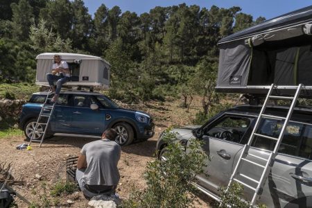 Acampar en la montaña con tu MINI Countryman nunca había estado tan fácil