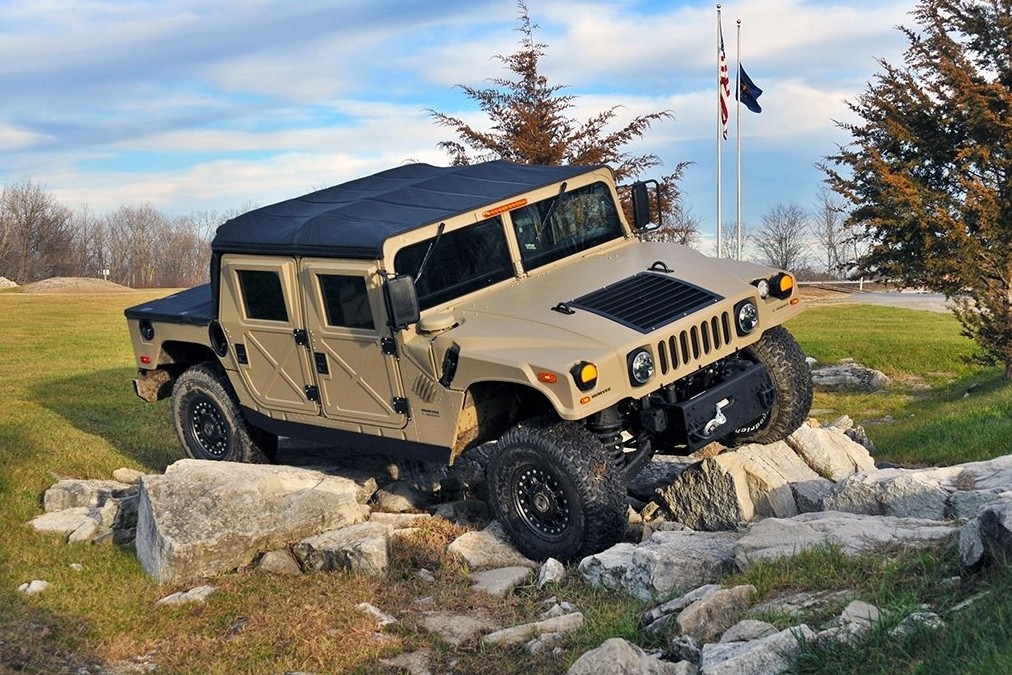 ¡El Hummer H1 ha vuelto! Eso sí, sólo para China y de la mano de Bob Lutz