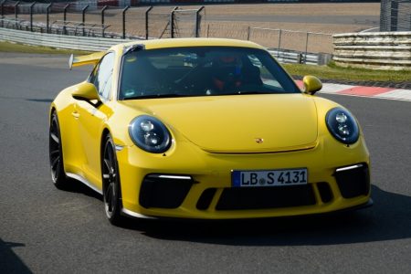 Mira el nuevo récord del Porsche 911 GT3 en Nürburgring: Rebaja de 12,3 segundos respecto a su anterior registro