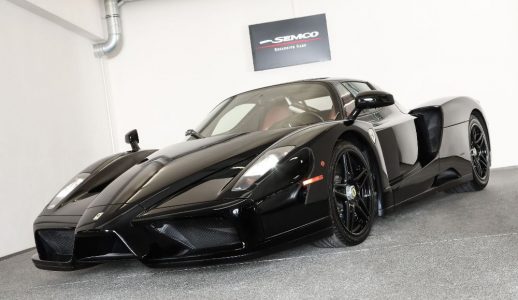 ¿Quieres uno de los escasísimos Ferrari Enzo de color negro? Tan sólo necesitas 2,2 millones de euros