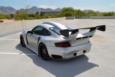 ¿Te gastarías 270.000 euros en un Porsche 911 GT2 con más de 1.000 CV?