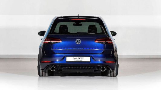 Volkswagen Golf GTI First Decade Concept: Híbrido y con 410 CV de potencia, realizado por aprendices