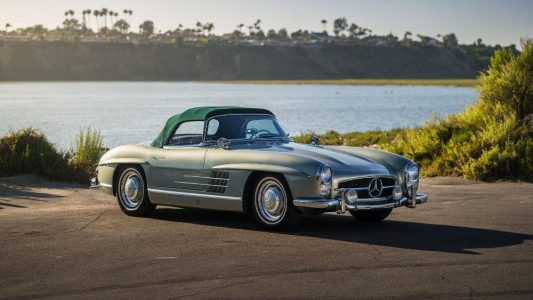 A subasta un Mercedes 300 SL Roadster de 1960 que podría superar el millón de euros