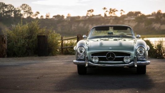 A subasta un Mercedes 300 SL Roadster de 1960 que podría superar el millón de euros